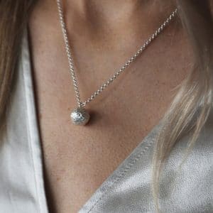 Tutti and Co Orb Necklace Silver