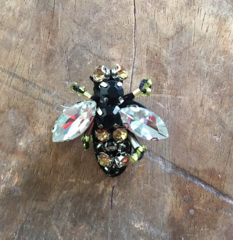 Sixton Sparkly Bee Pin